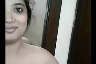 Beautiful Mumbai aunty